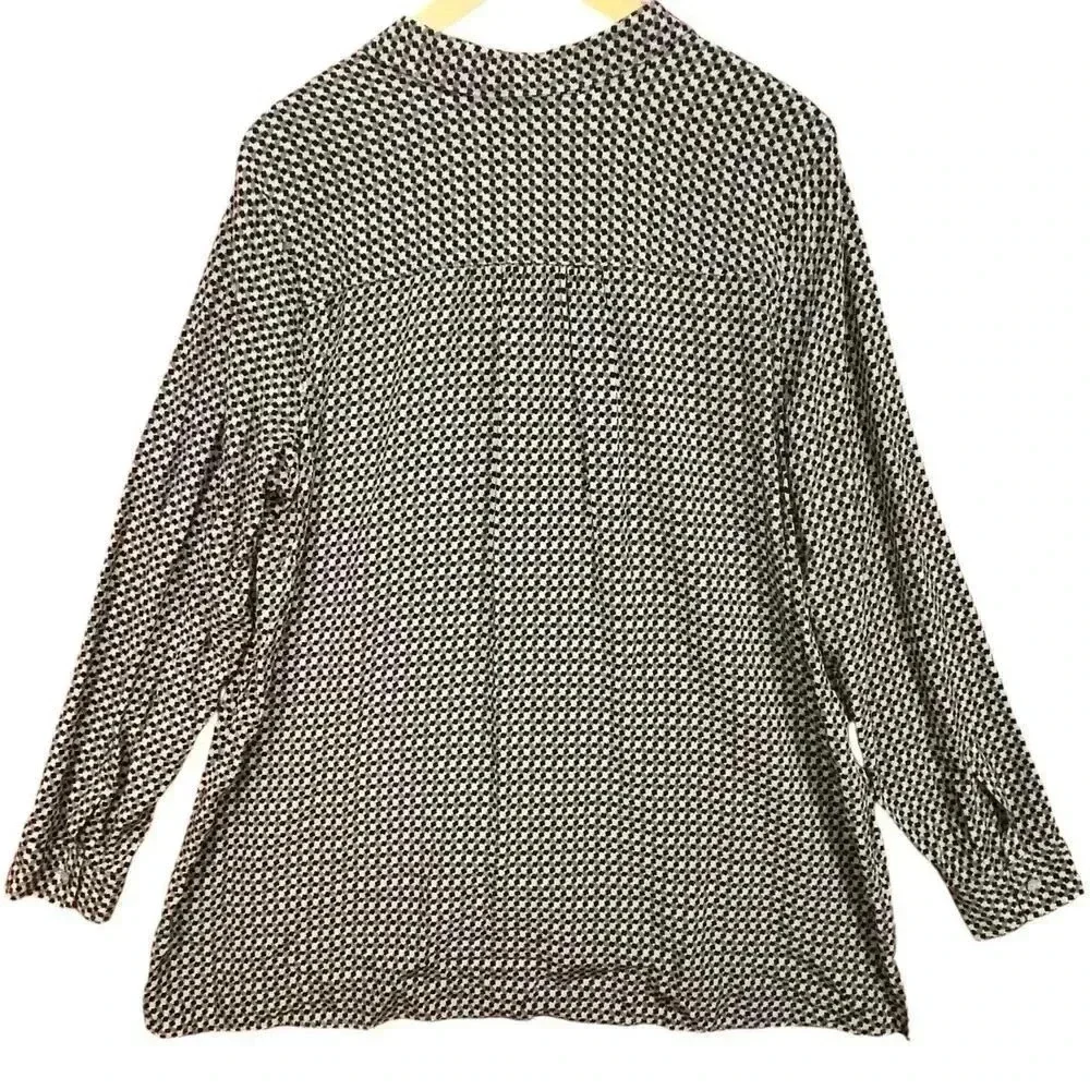 J Jill Women’s Gray Black Button Up Shirt Long Sleeve Rayon Career‎ Casual Large